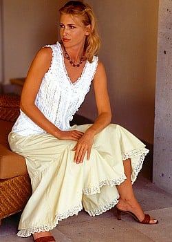 Daniela Pestova image 3 of 4