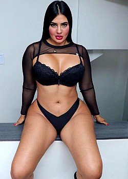 Daniela Rios image 3 of 4