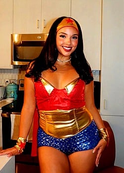 Daniella Garza image 4 of 4