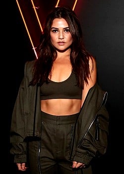 Danielle Campbell image 4 of 4