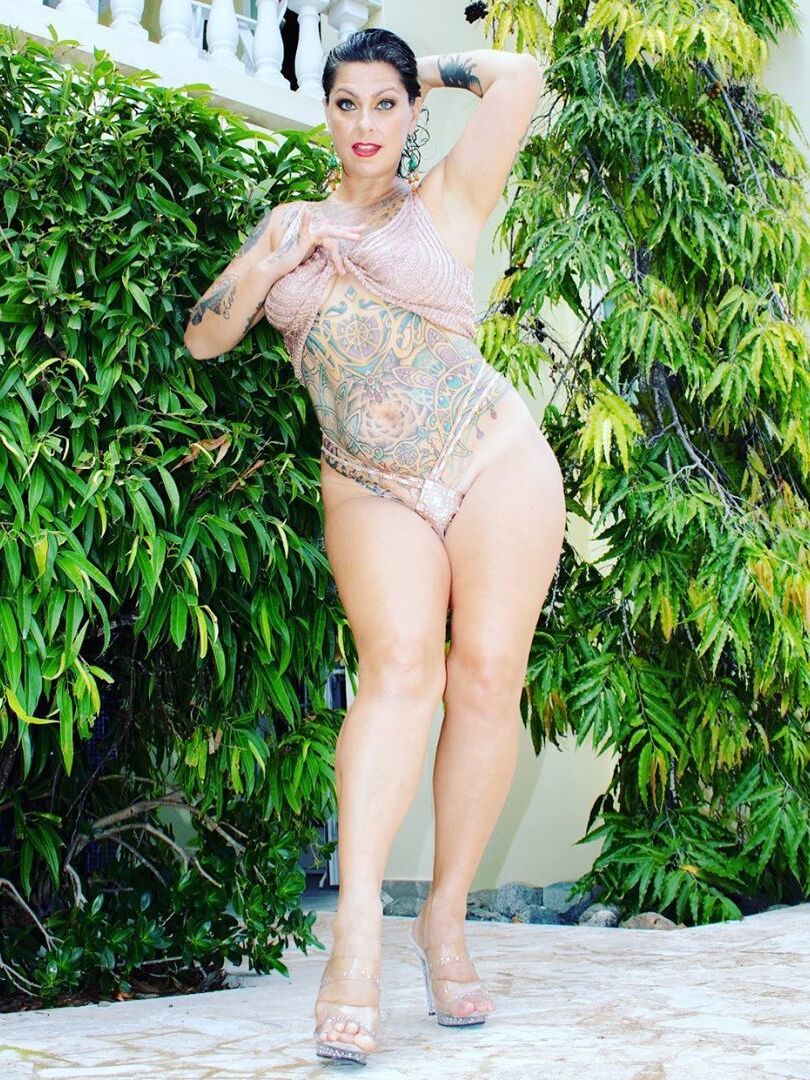 Pickers danielle tattoos