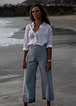 Danielle Collins image 2 of 4