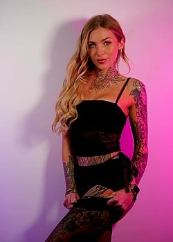 Danielle Cosby image 1 of 3