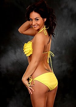 Danielle Robinson image 2 of 2
