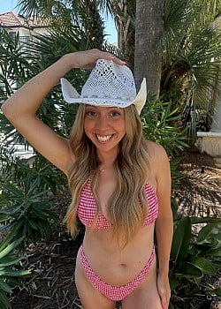 Danielle Rose King image 2 of 3