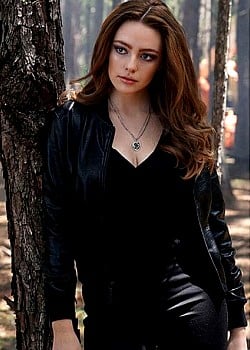 Danielle Rose Russell image 3 of 3