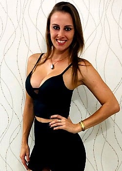 Danii Mezzomo image 1 of 4