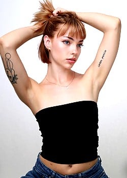 Darbi Roberts image 1 of 2