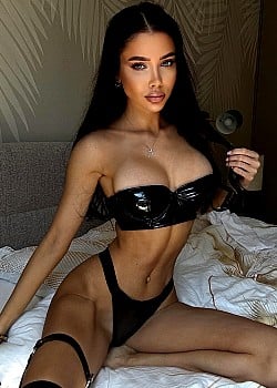 Daria Verys image 2 of 4
