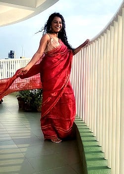 Darshana Rajendran image 2 of 2