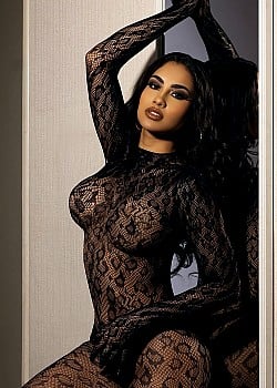 Dayana Cordova image 2 of 4