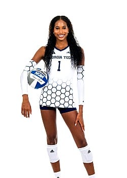 DeAndra Pierce image 2 of 4