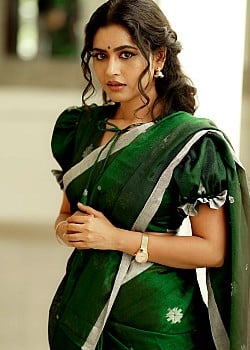 Deepa Balu image 2 of 2