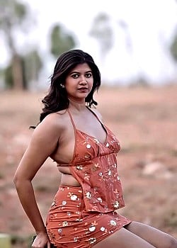 Deepika Gowda image 3 of 3