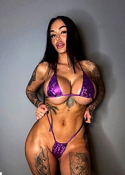 Deesha image 4 of 4