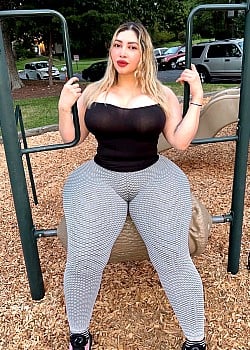 Deisy Garcia image 1 of 4