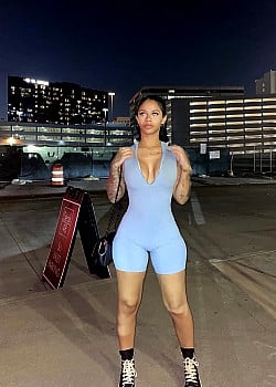 Deja Hiott image 2 of 2