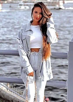 Deniz Brizo image 2 of 4