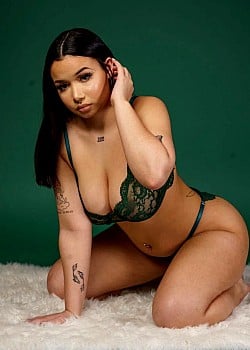 Derrien Williams image 2 of 2