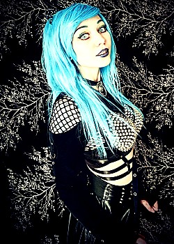 Desiree Mathisen image 4 of 4