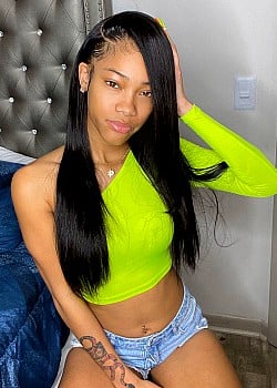 Dessy Gambino image 3 of 3