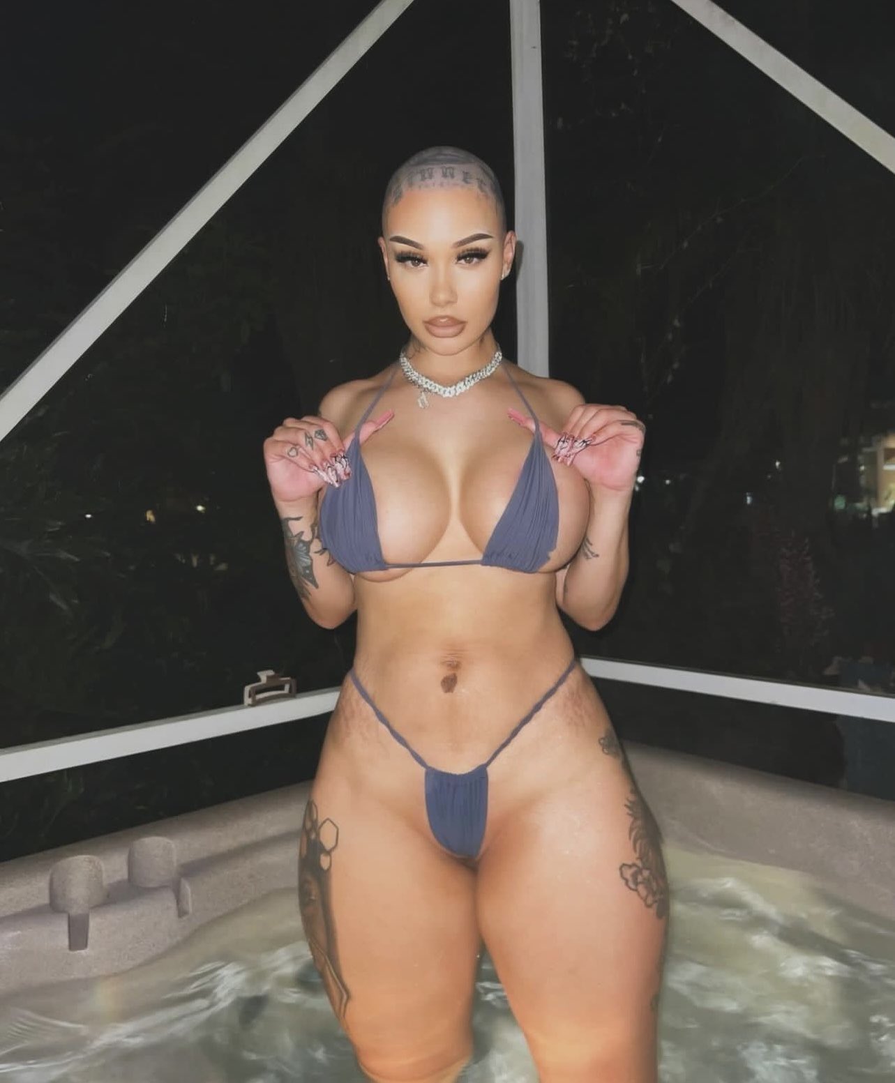 Destini Creams - Free pics, galleries & more at Babepedia
