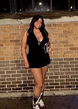 Destiny Lee image 1 of 4