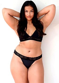 Devyn Garcia image 3 of 4