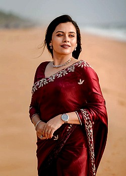 Dhanya Mary Varghese image 4 of 4