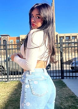 Diana Acevedo image 4 of 4