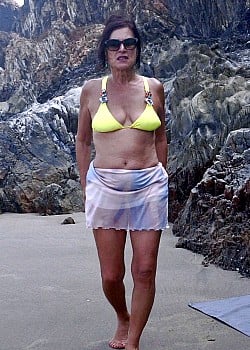 Diana Ananta image 3 of 3