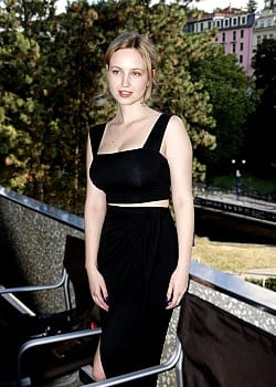 Diana Dulinkova image 4 of 4