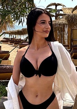 Diana Mateescu image 2 of 4