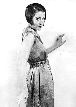 Diana Miller image 1 of 1