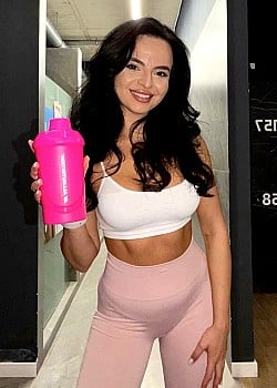 Diana Suciu image 4 of 4