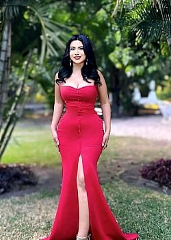 Diana Valaguez image 2 of 4