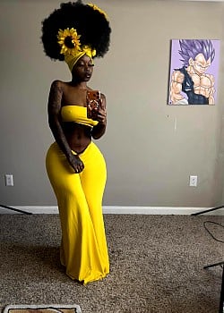 Diazlei Monroe image 1 of 1