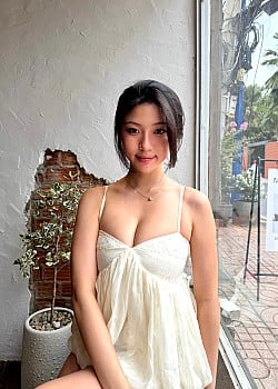 Diep Phuong Linh image 2 of 4