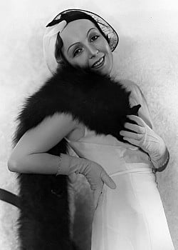 Dita Parlo image 1 of 1