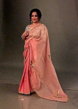 Divya Dutta image 2 of 3