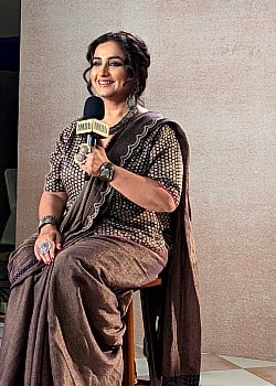 Divya Dutta image 3 of 3