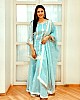 Divyanka Tripathi image 4 of 4