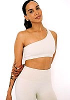 Diya Eggleston profile photo