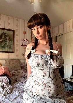 Dolly Monroe
