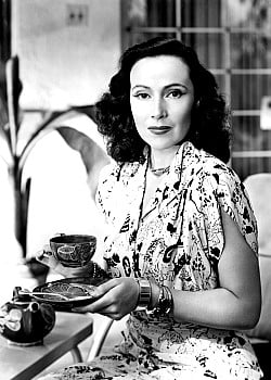 Dolores del Rio image 3 of 4