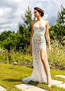Donatella Hunyadi image 3 of 4