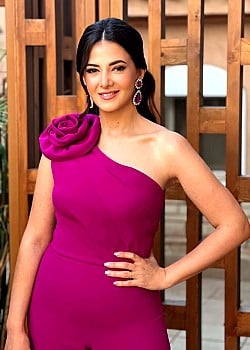 Donia Samir Ghanem image 2 of 4