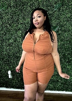 Dreamgirl Raiya