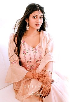 Drishya Raghunath image 2 of 2
