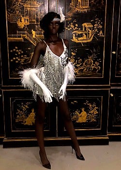 Duckie Thot image 3 of 4